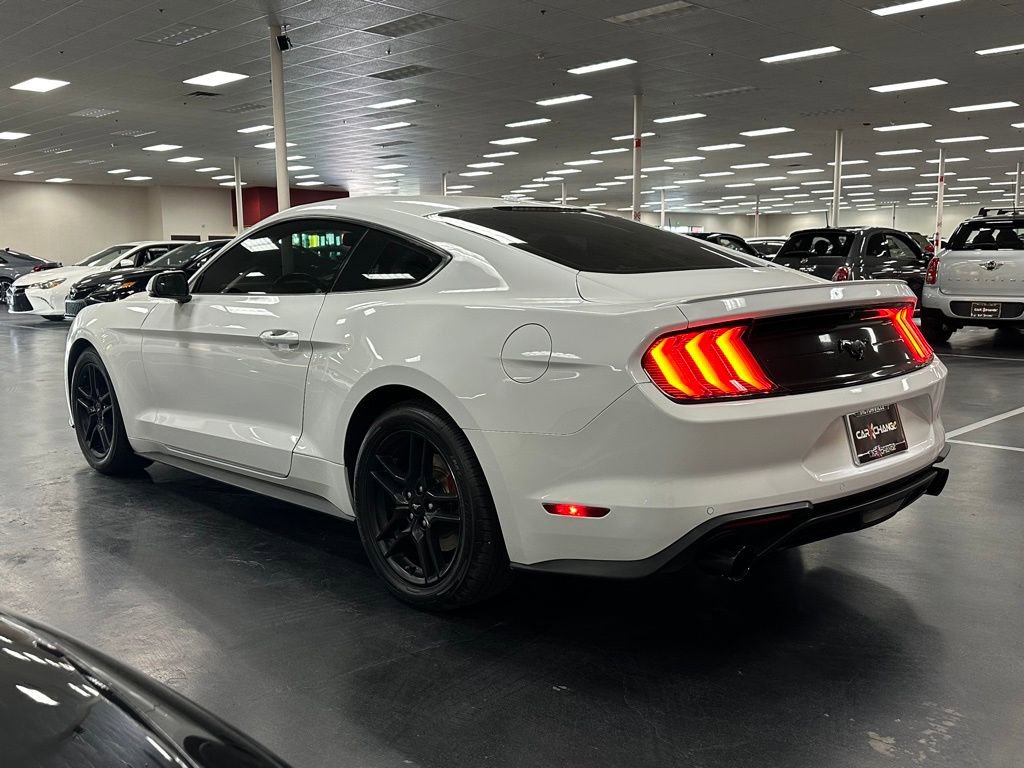 Used 2020 Ford Mustang Premium image 5