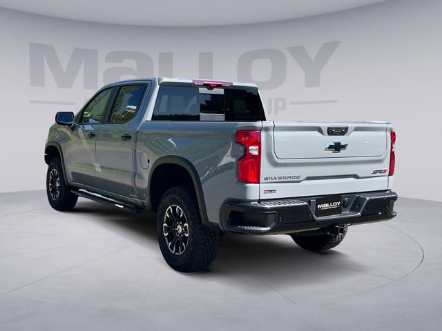 Used 2025 Chevrolet Silverado 1500 ZR2 w/ Technology Package AWD/4WD image 3
