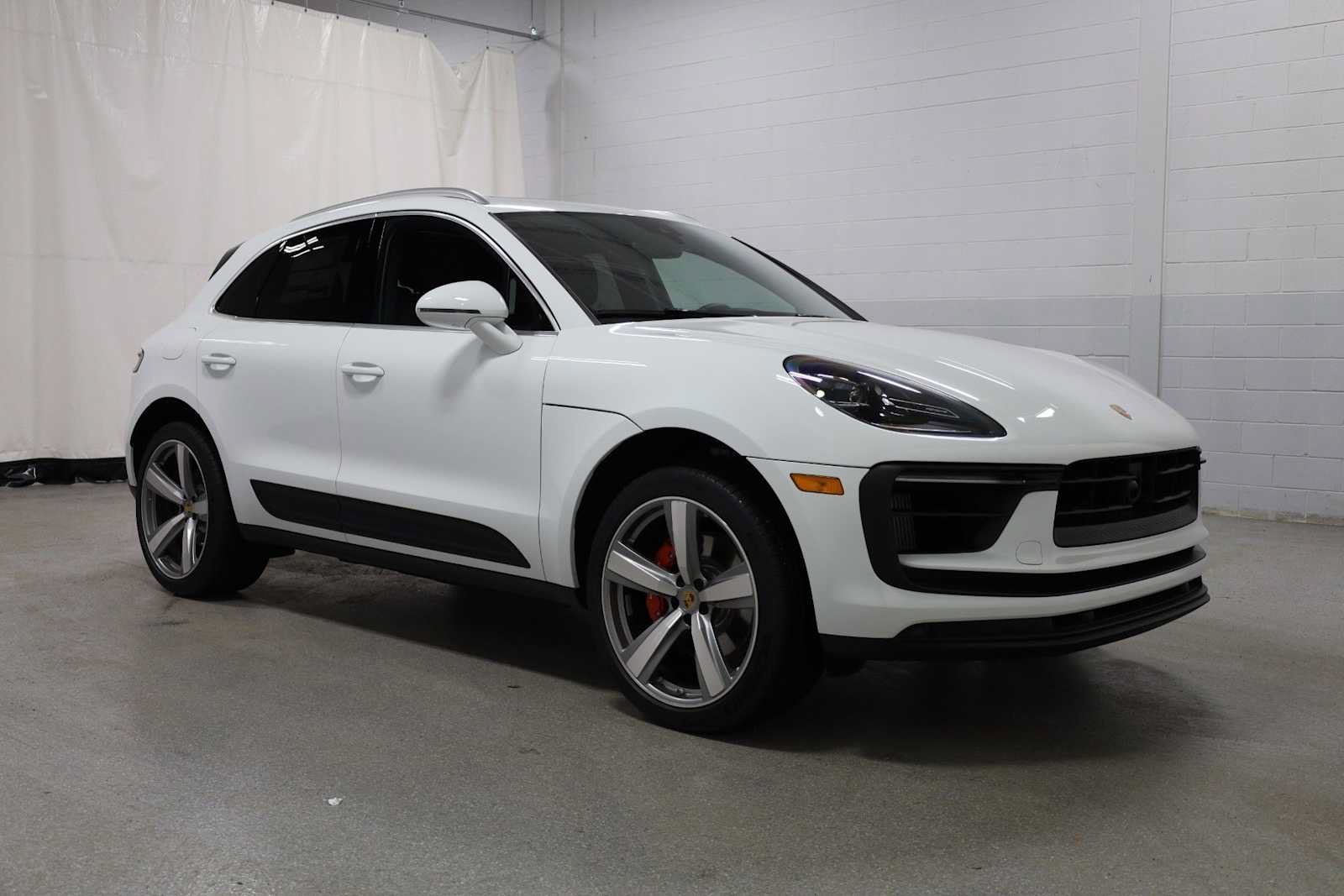 New 2026 Porsche Macan S AWD/4WD image 13