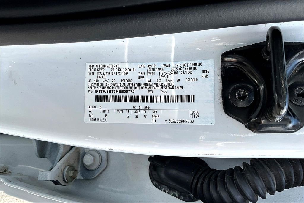 Used 2019 Ford F350 XLT w/ XLT Premium Package AWD/4WD image 24