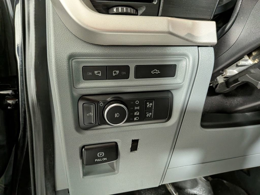 Used 2021 Ford F150 XLT w/ Equipment Group 302A High AWD/4WD image 17