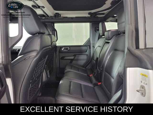 Used 2025 Ford Bronco Badlands AWD/4WD image 14
