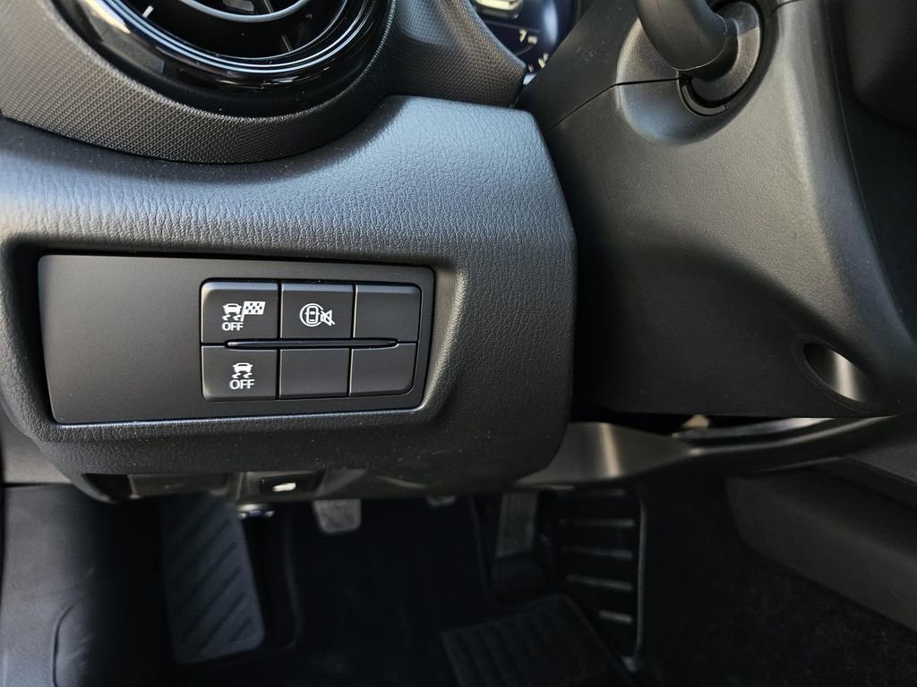 New 2025 MAZDA MX-5 Miata RF Club image 19