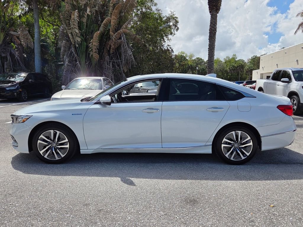 Certified 2018 Honda Accord Touring image 4