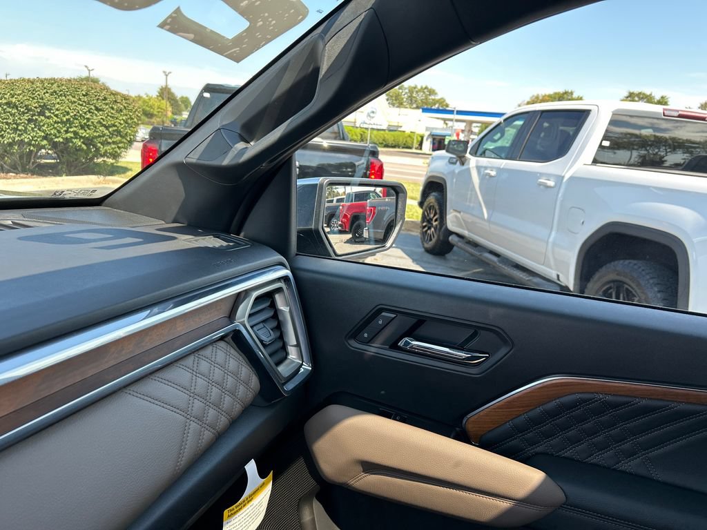 Certified 2026 GMC Canyon Denali AWD/4WD image 31