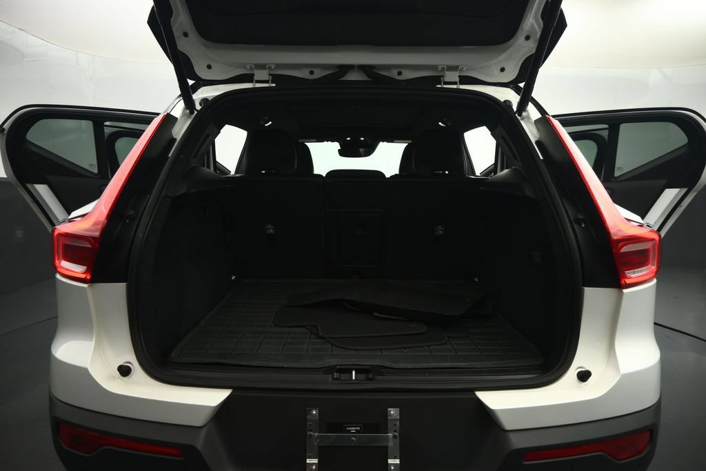Used 2022 Volvo XC40 T5 R-Design AWD/4WD image 66