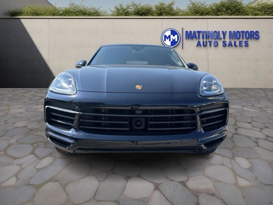 Used 2022 Porsche Cayenne Platinum Edition image 8