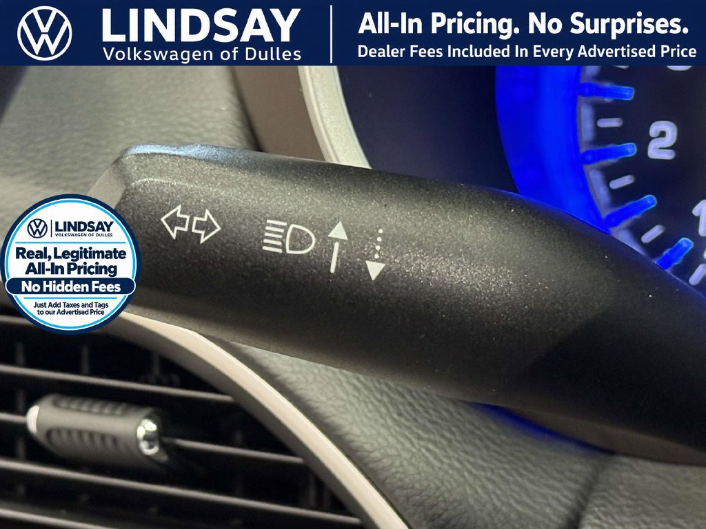 Used 2017 Chrysler Pacifica Touring FWD image 23