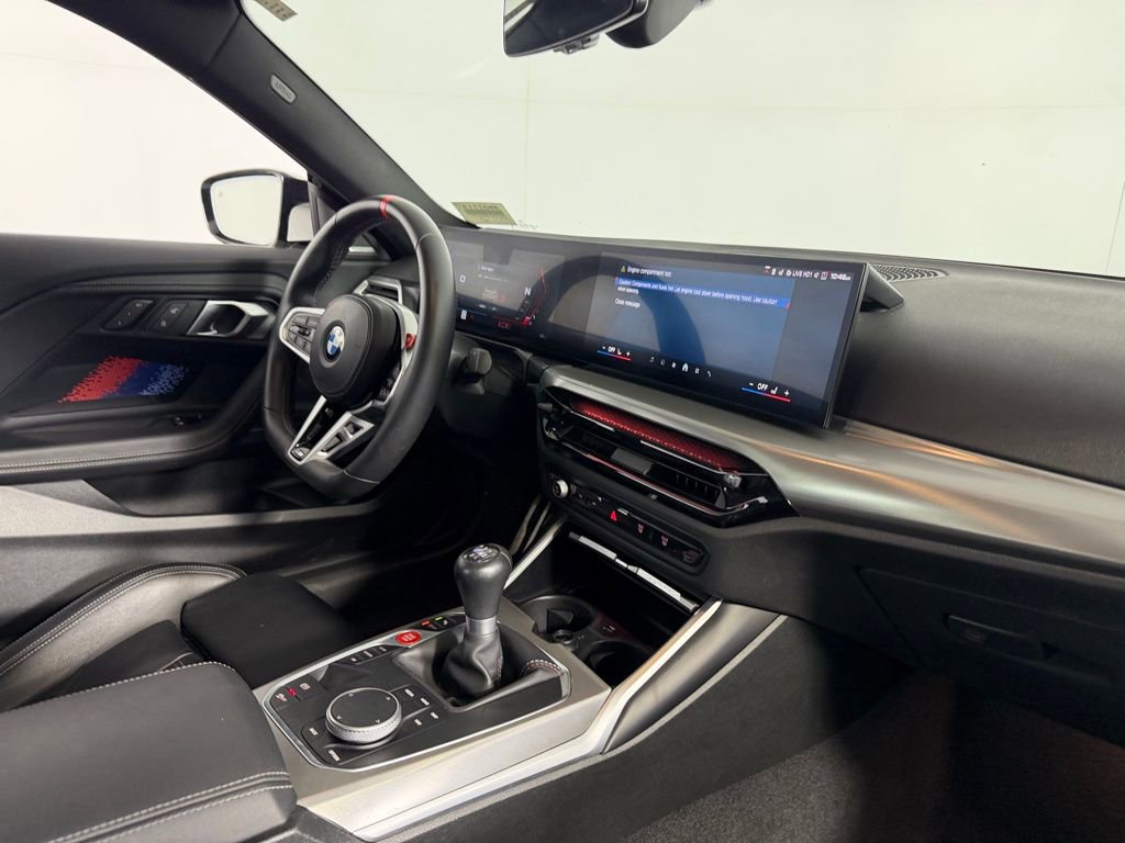 Used 2025 BMW M2 image 32