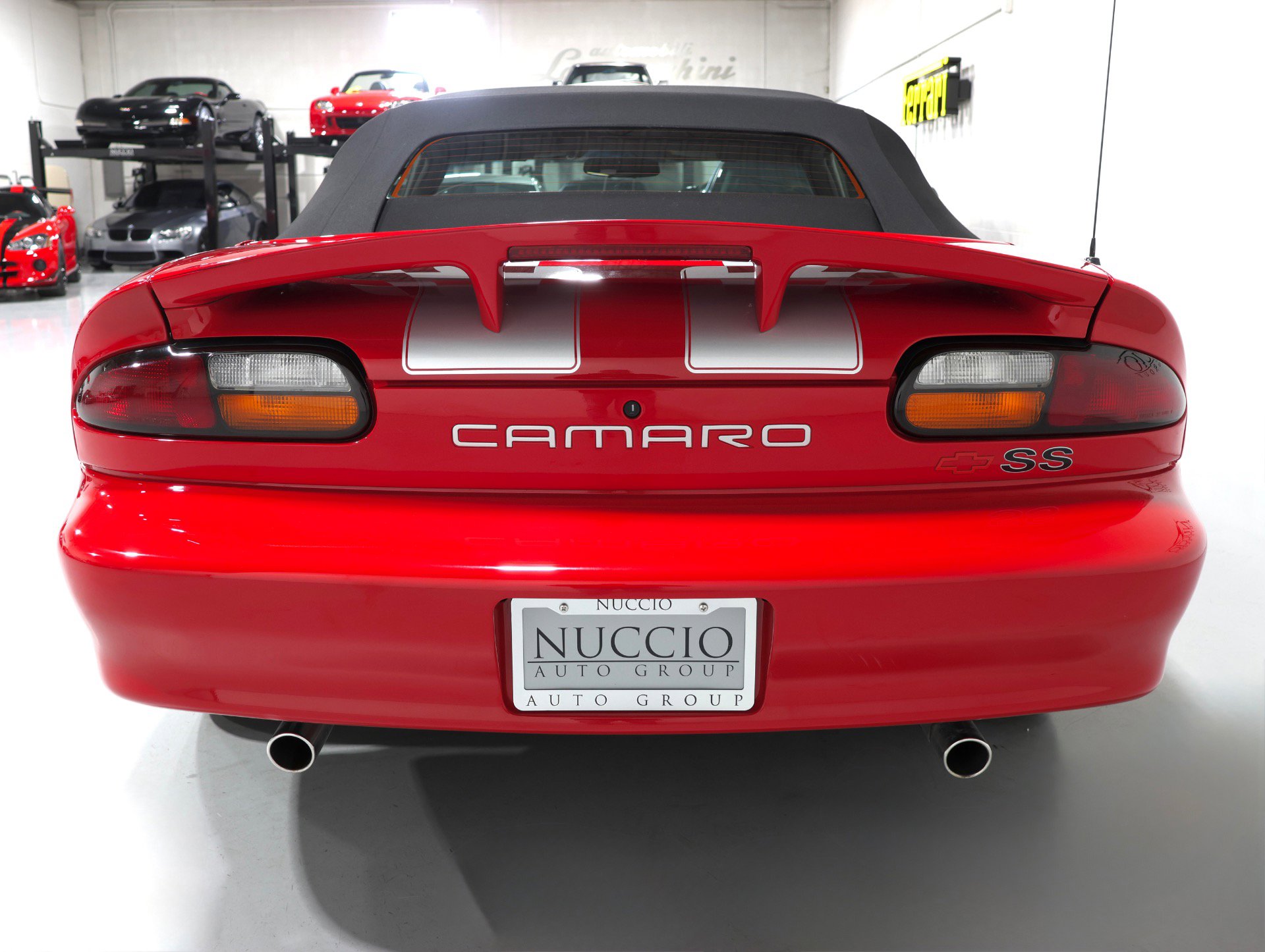Used 2002 Chevrolet Camaro Z28 w/ SS Performance/Appearance Pkg RWD image 7