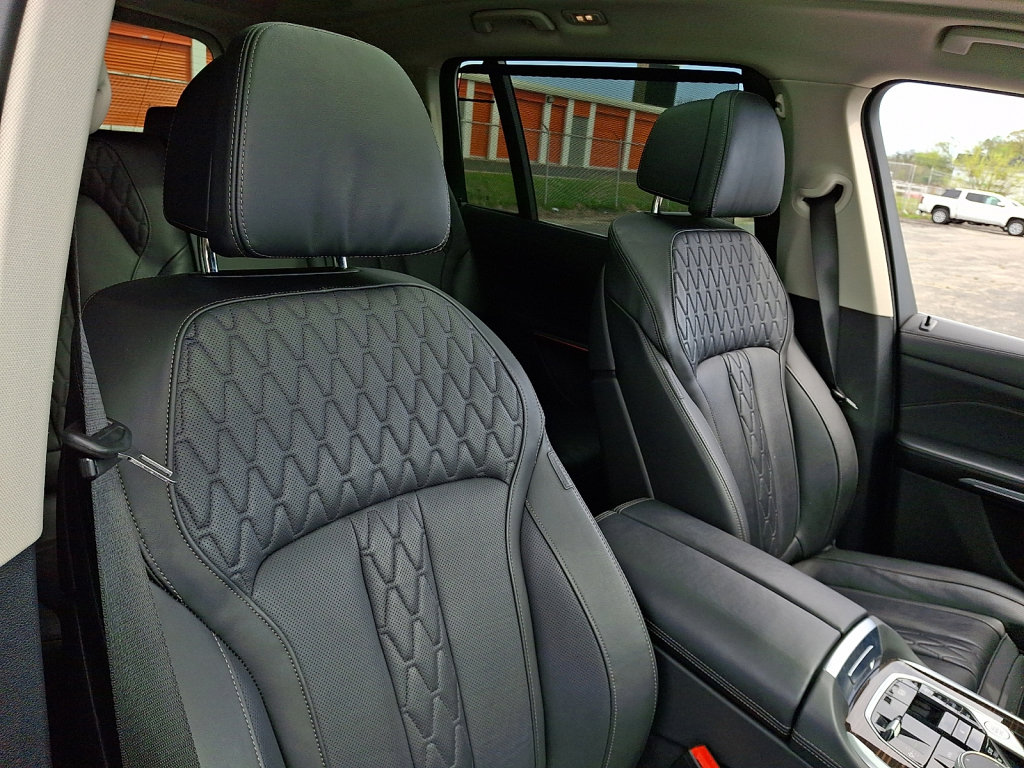 Used 2026 BMW X7 xDrive40i image 12