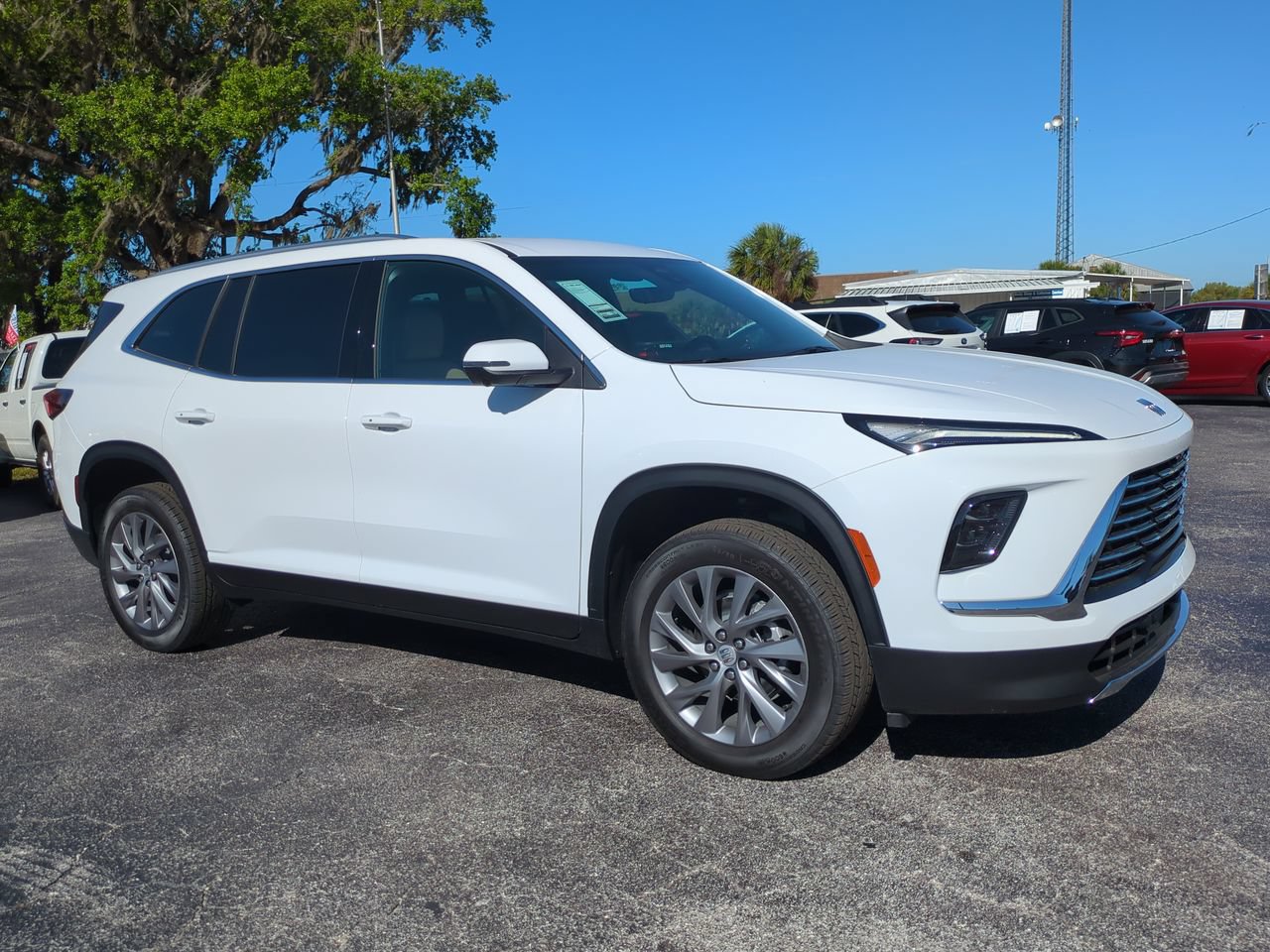 New 2026 Buick Enclave Preferred w/ Power Package FWD image 2