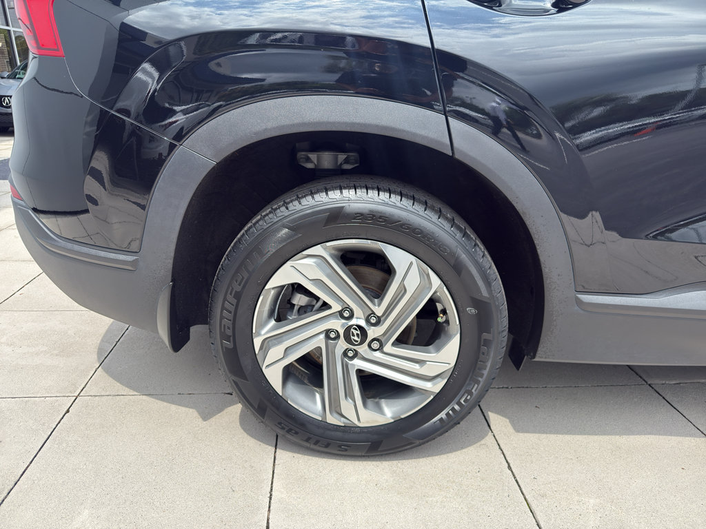 Used 2023 Hyundai Santa Fe SE FWD image 8