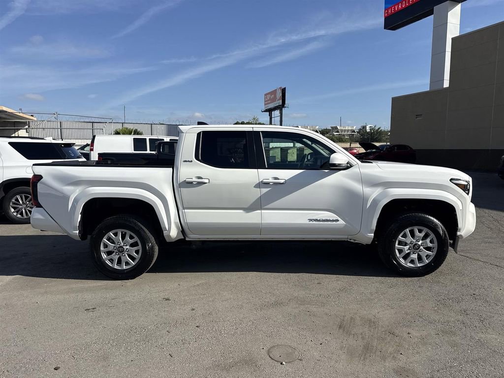 Used 2024 Toyota Tacoma SR5 image 2