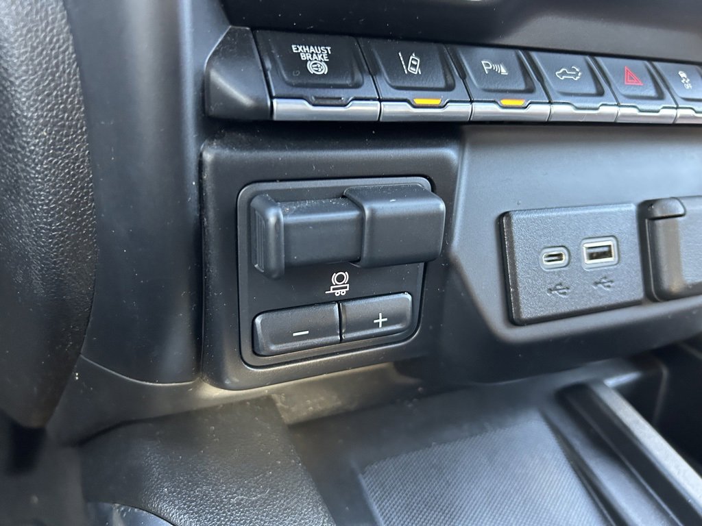 Certified 2022 Chevrolet Silverado 2500 High Country w/ Z71 Off-Road Package image 36