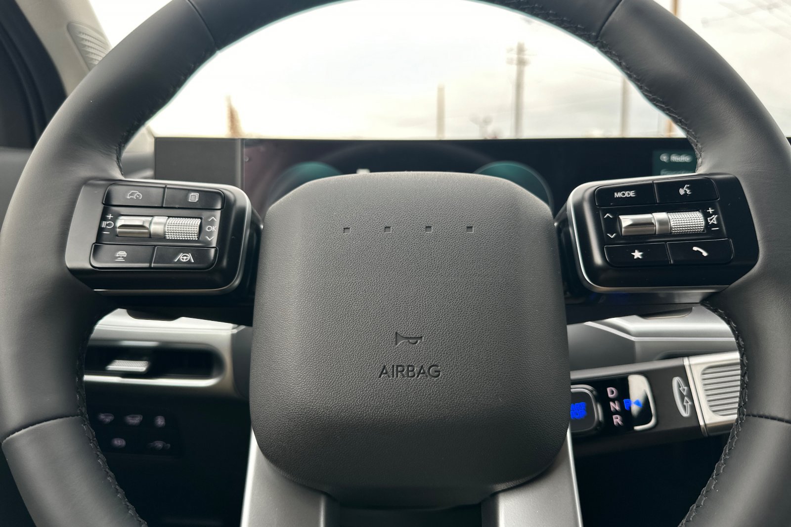 New 2026 Hyundai Ioniq 9 SE AWD/4WD image 25