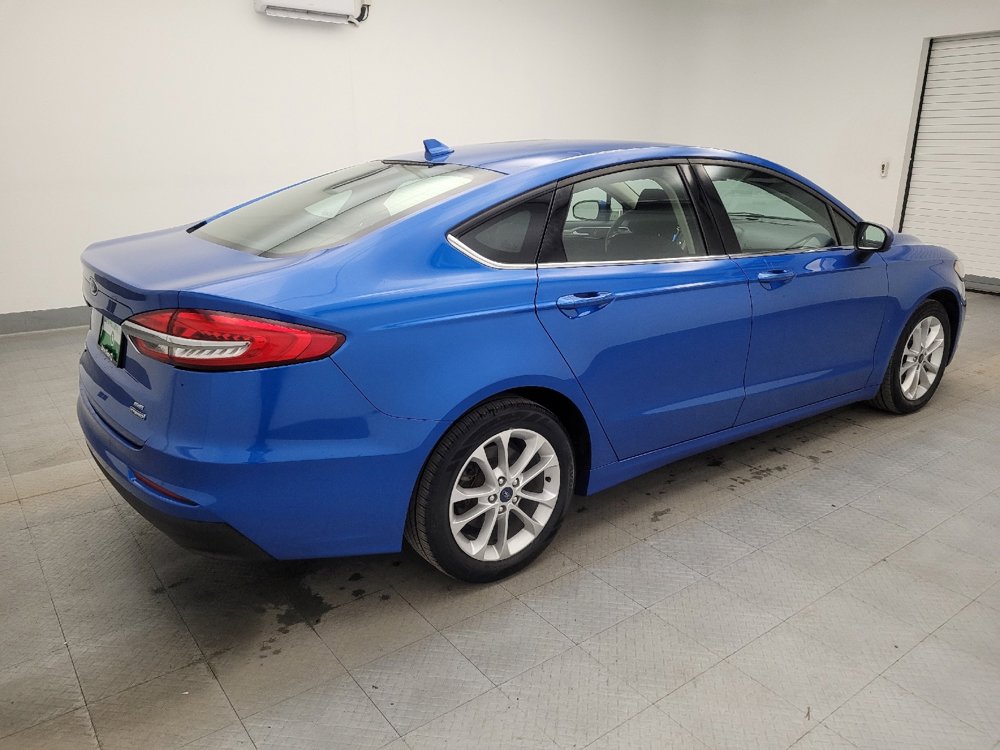 Used 2020 Ford Fusion SE image 10