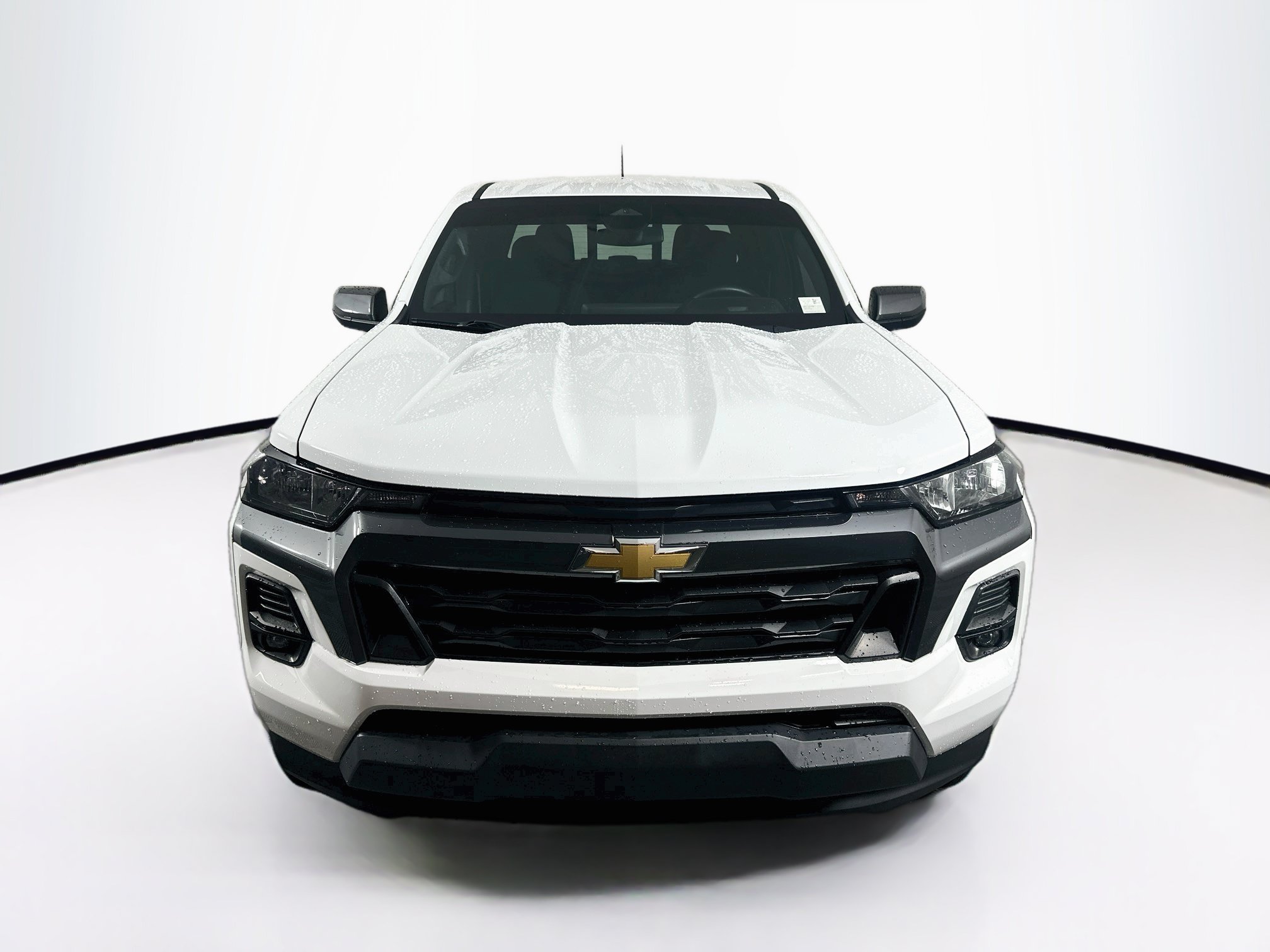 Used 2024 Chevrolet Colorado LT w/ LT Convenience Package AWD/4WD image 2