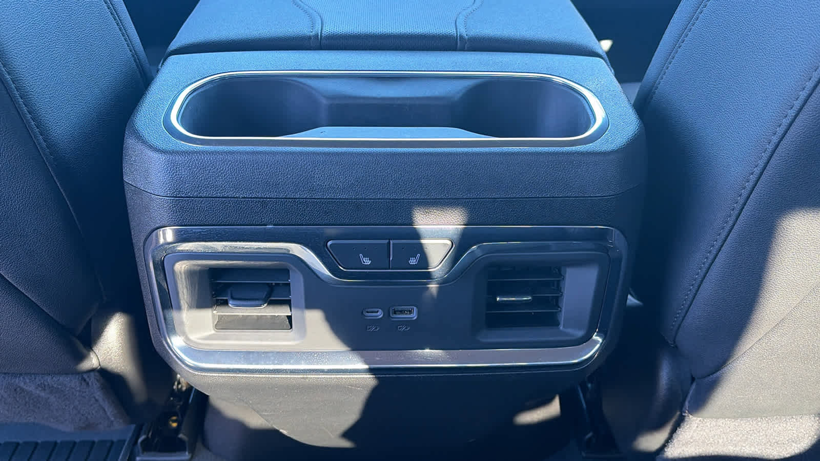 Used 2024 Chevrolet Silverado 1500 LTZ image 25