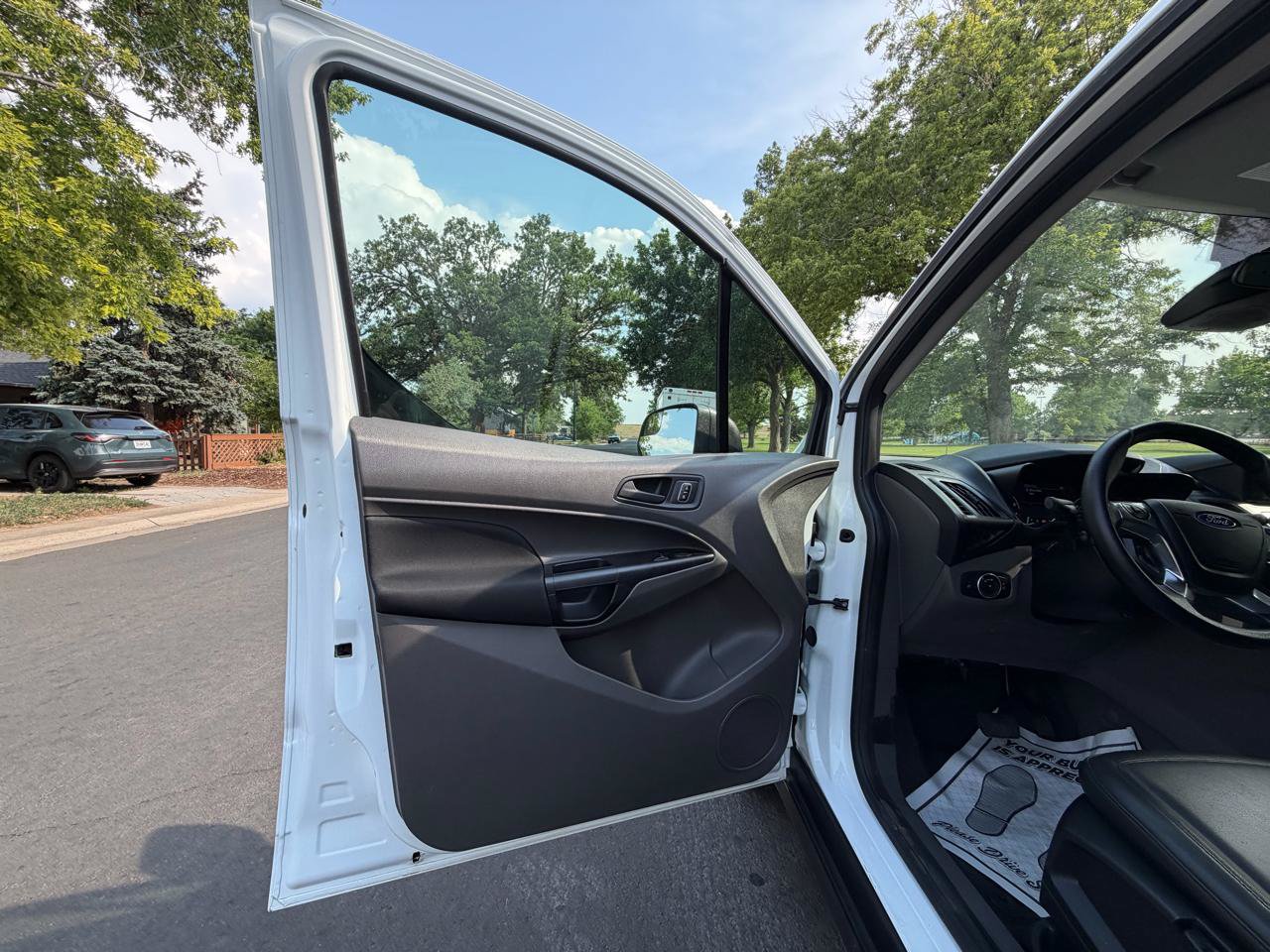 Used 2019 Ford Transit Connect XL FWD image 10