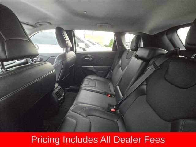 Used 2022 Jeep Cherokee Latitude Lux AWD/4WD image 6