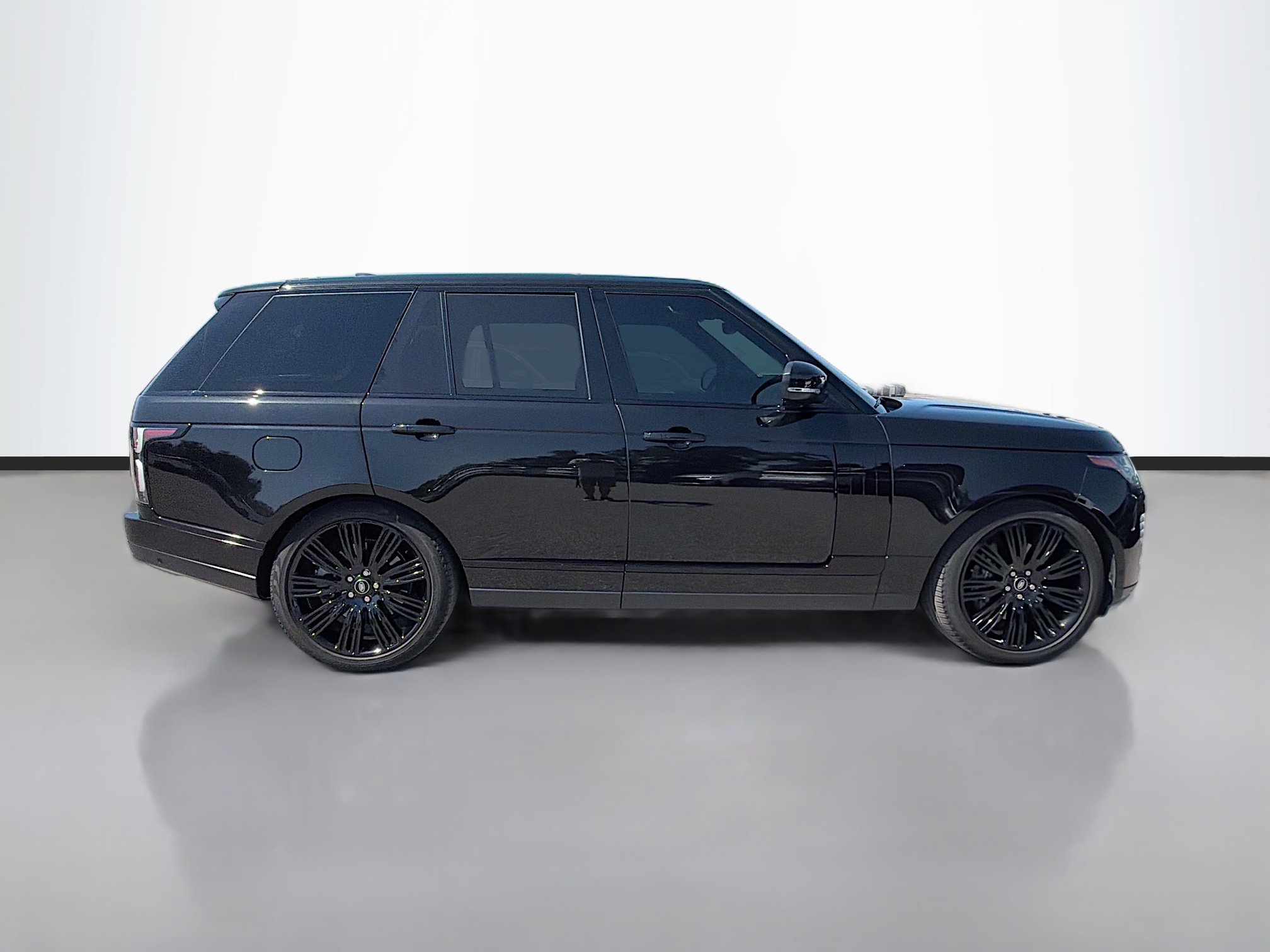 Used 2022 Land Rover Range Rover Westminster Edition image 6
