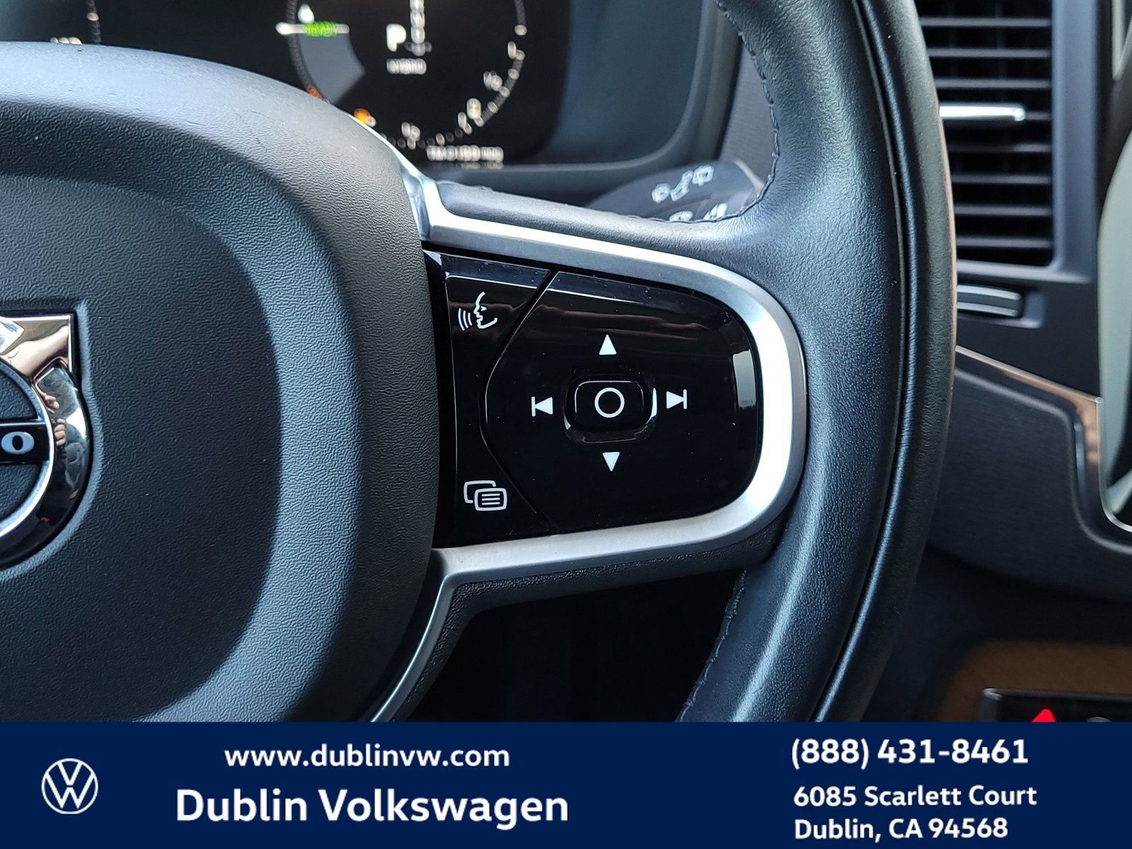 Used 2022 Volvo XC90 T8 Inscription Expression w/ Climate Package image 20