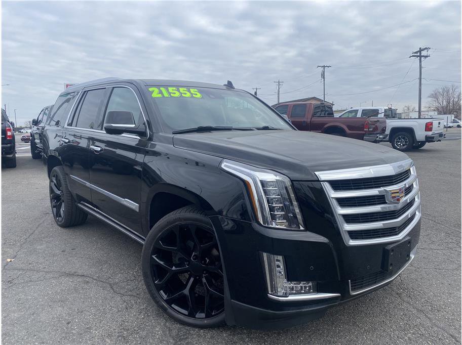 Used 2016 Cadillac Escalade Premium image 3