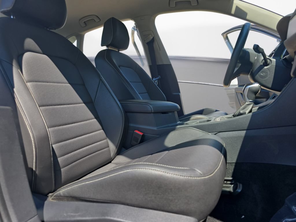 Used 2024 Volkswagen Jetta SE FWD image 10