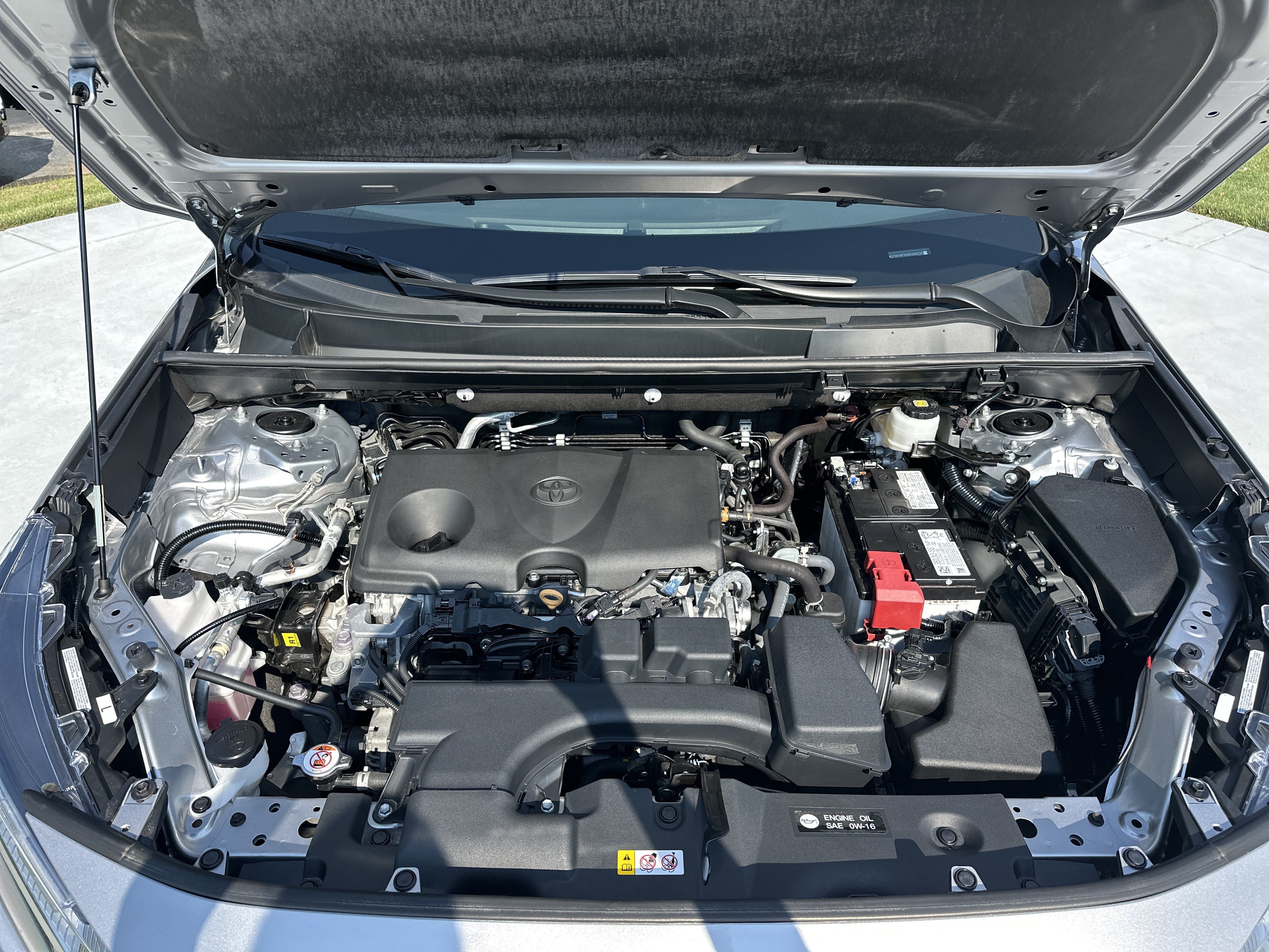 Certified 2024 Toyota RAV4 LE FWD image 34