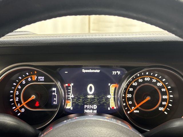 Used 2018 Jeep Wrangler Unlimited Sahara w/ Cold Weather Group AWD/4WD image 19