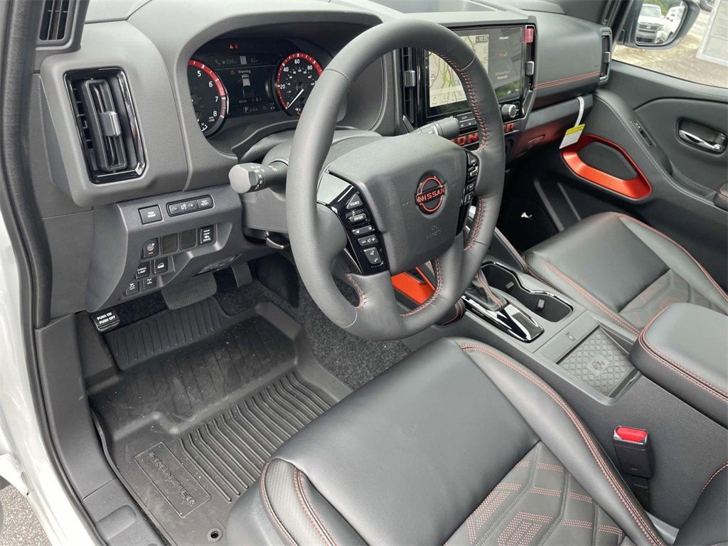 New 2025 Nissan Frontier PRO-4X w/ Pro Premium Package image 12