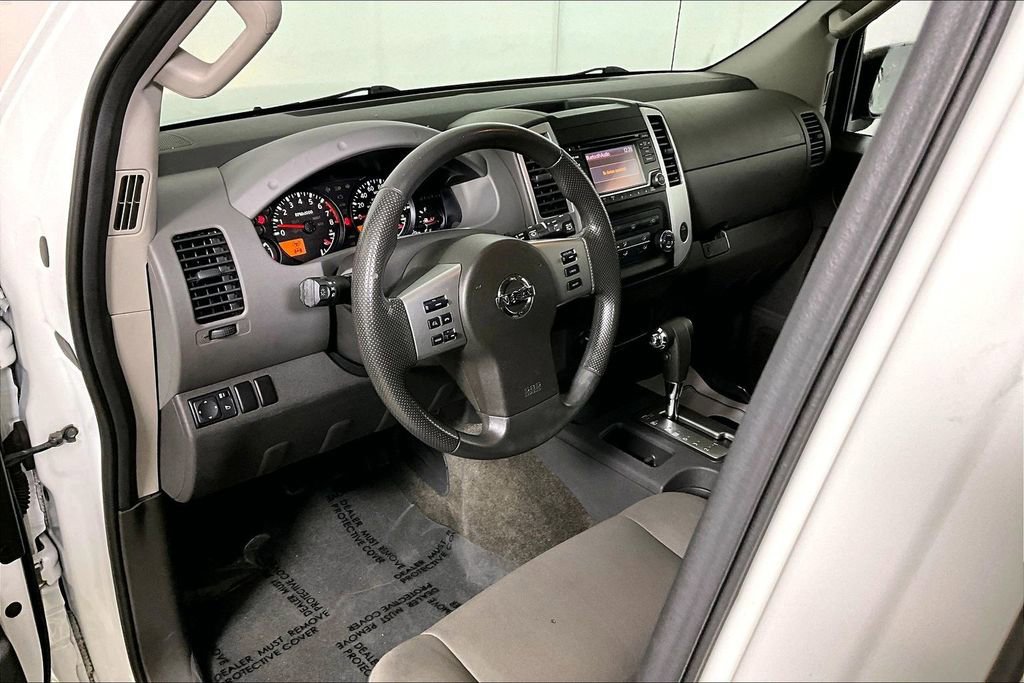 Used 2015 Nissan Xterra S image 13