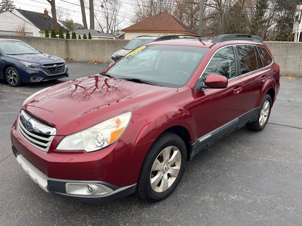 Used 2012 Subaru Outback 3.6R Limited w/ Moonroof Pkg