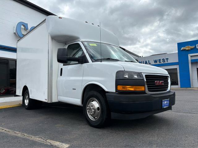Used 2018 GMC Savana 3500 w/ Power Convenience Package RWD image 4