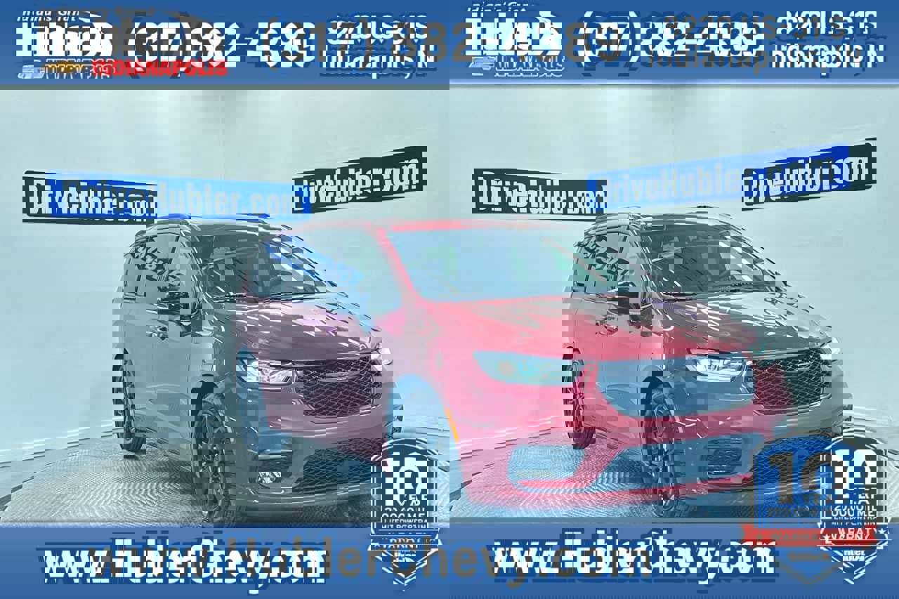 Used 2025 Chrysler Pacifica Limited