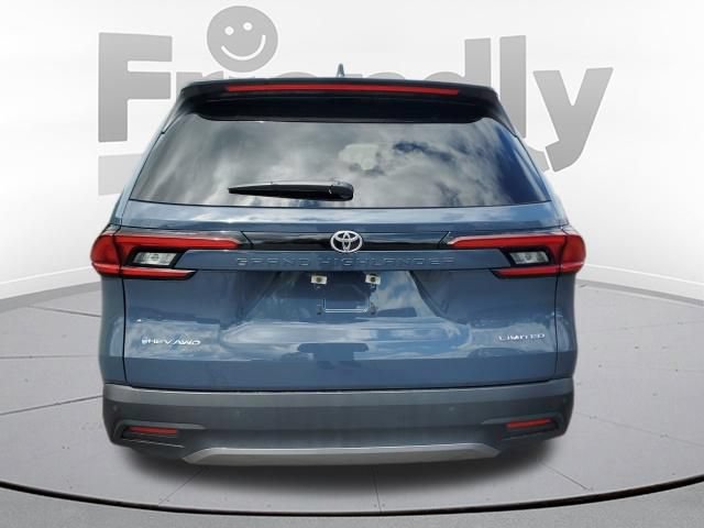 Used 2025 Toyota Grand Highlander AWD Hybrid image 4