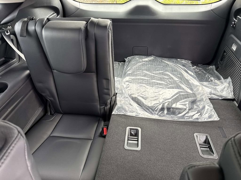 New 2025 Subaru Ascent Bronze Edition image 17