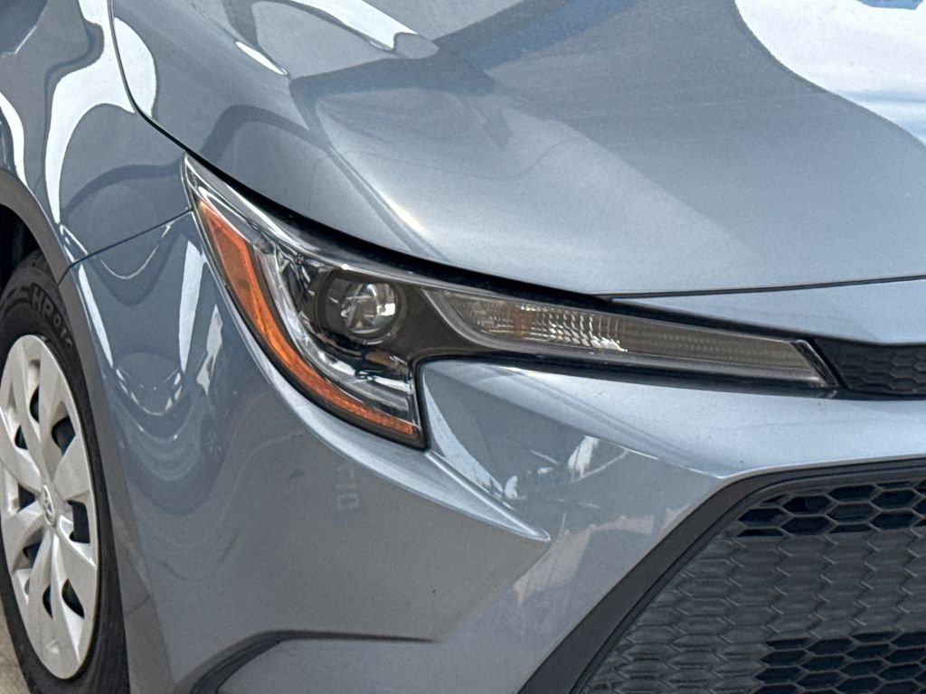 Used 2022 Toyota Corolla L FWD image 4