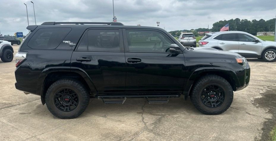 Used 2020 Toyota 4Runner TRD Off-Road Premium w/ Moonroof Package AWD/4WD image 1
