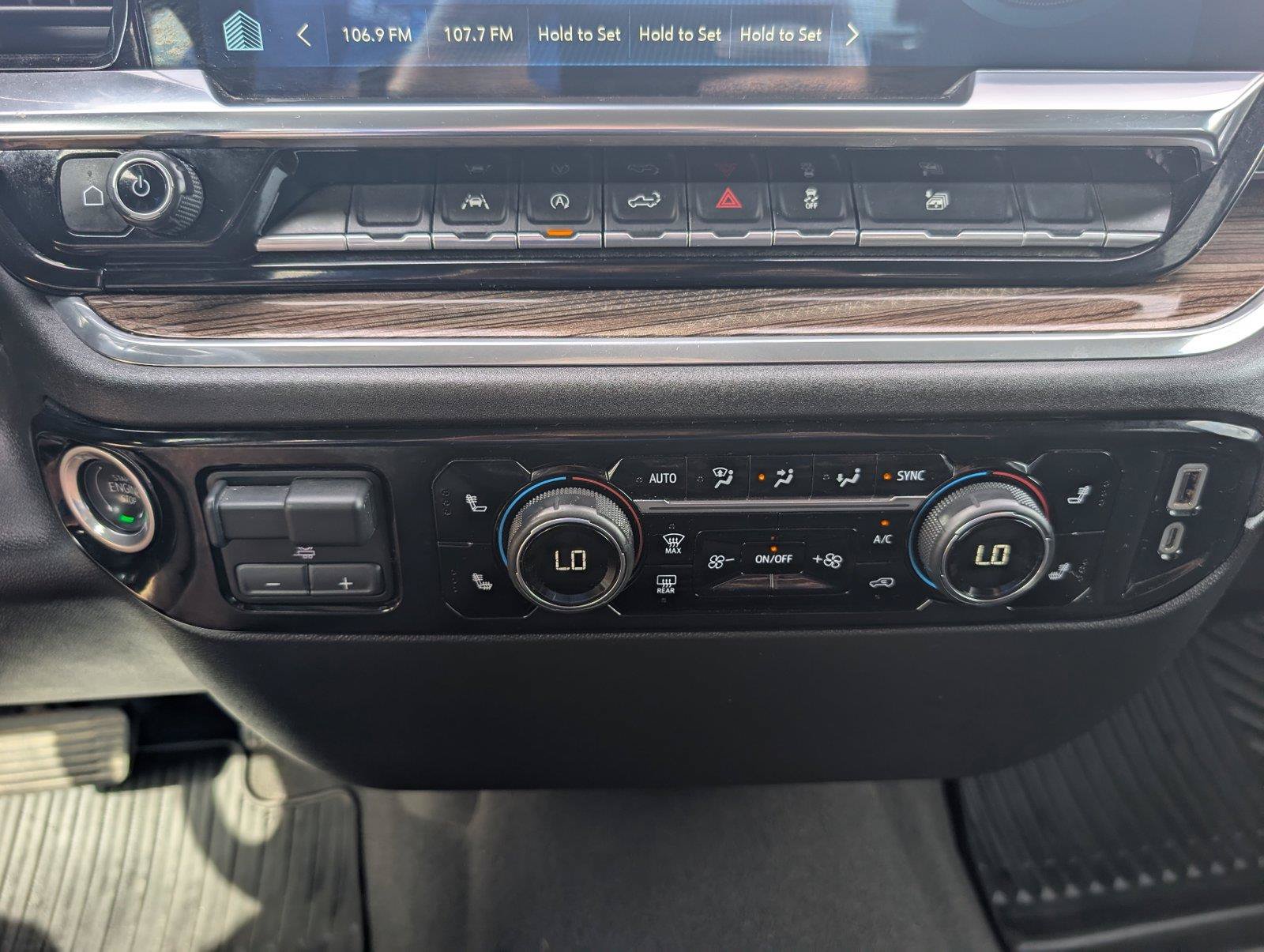 Used 2025 Chevrolet Silverado 1500 LT AWD/4WD image 19