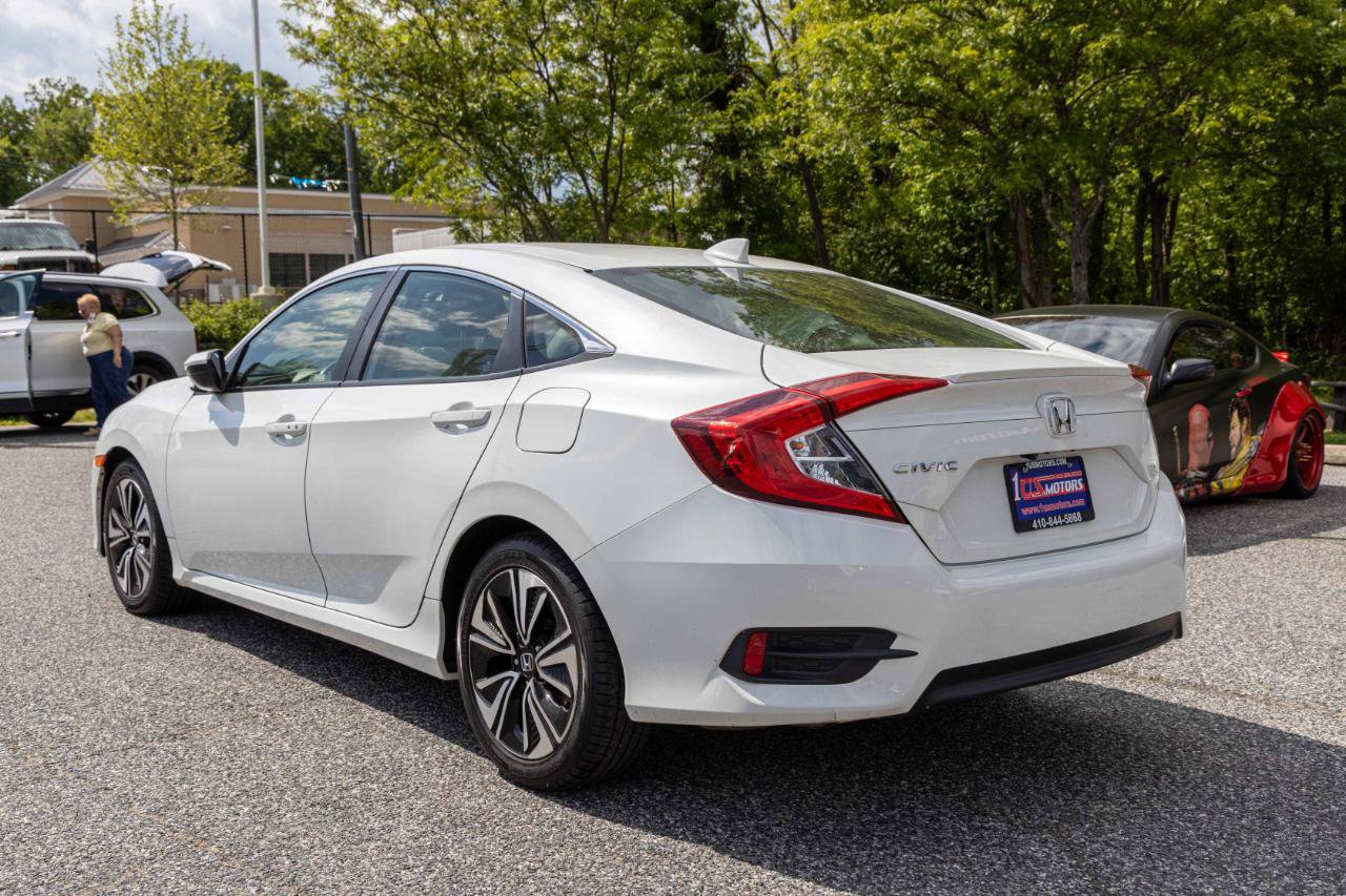 Used 2018 Honda Civic EX-L image 4