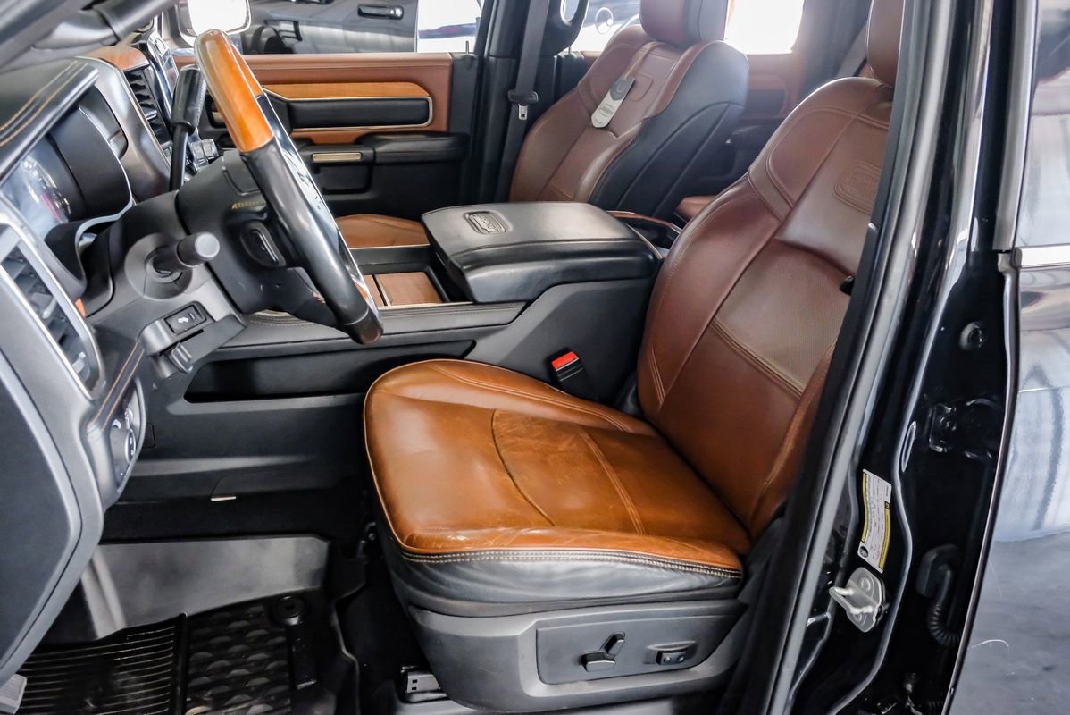 Used 2022 RAM 3500 Limited image 29