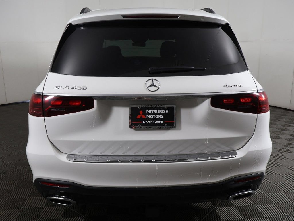 Used 2024 Mercedes-Benz GLS 450 4MATIC w/ AMG Line Exterior image 15