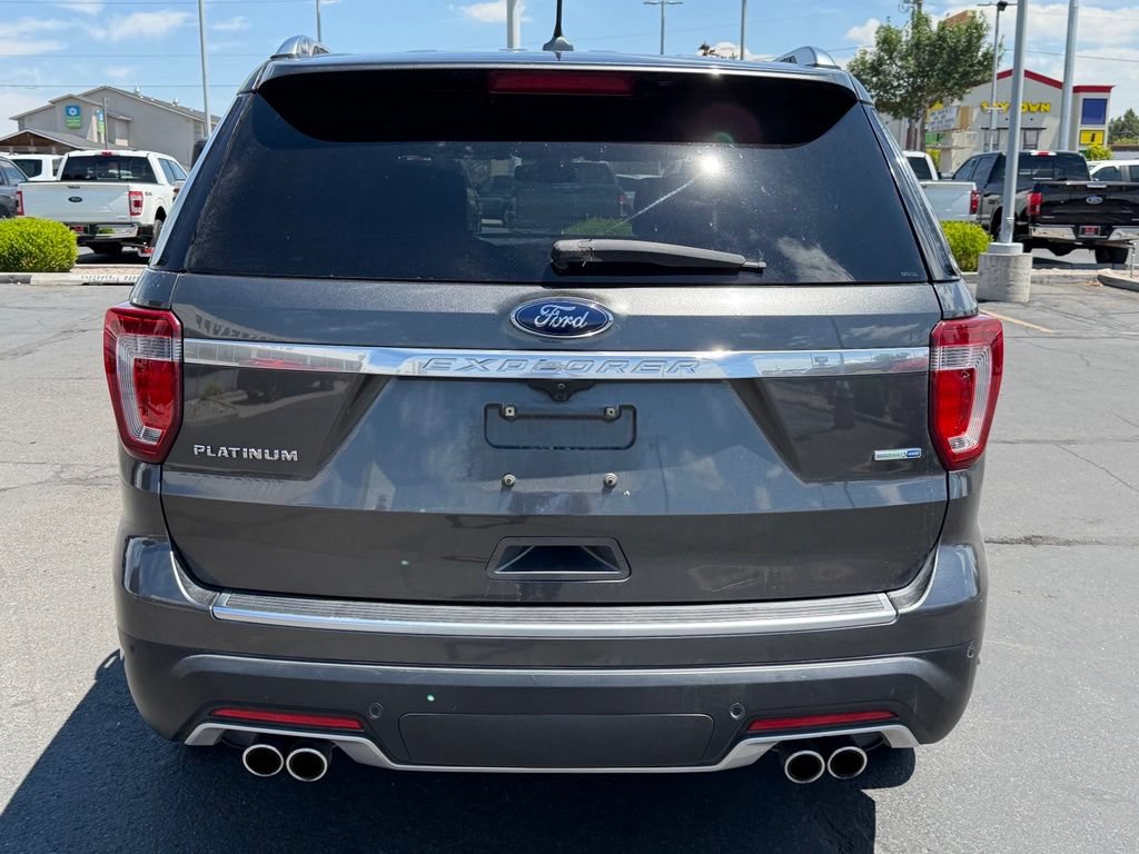 Used 2018 Ford Explorer Platinum AWD/4WD image 4
