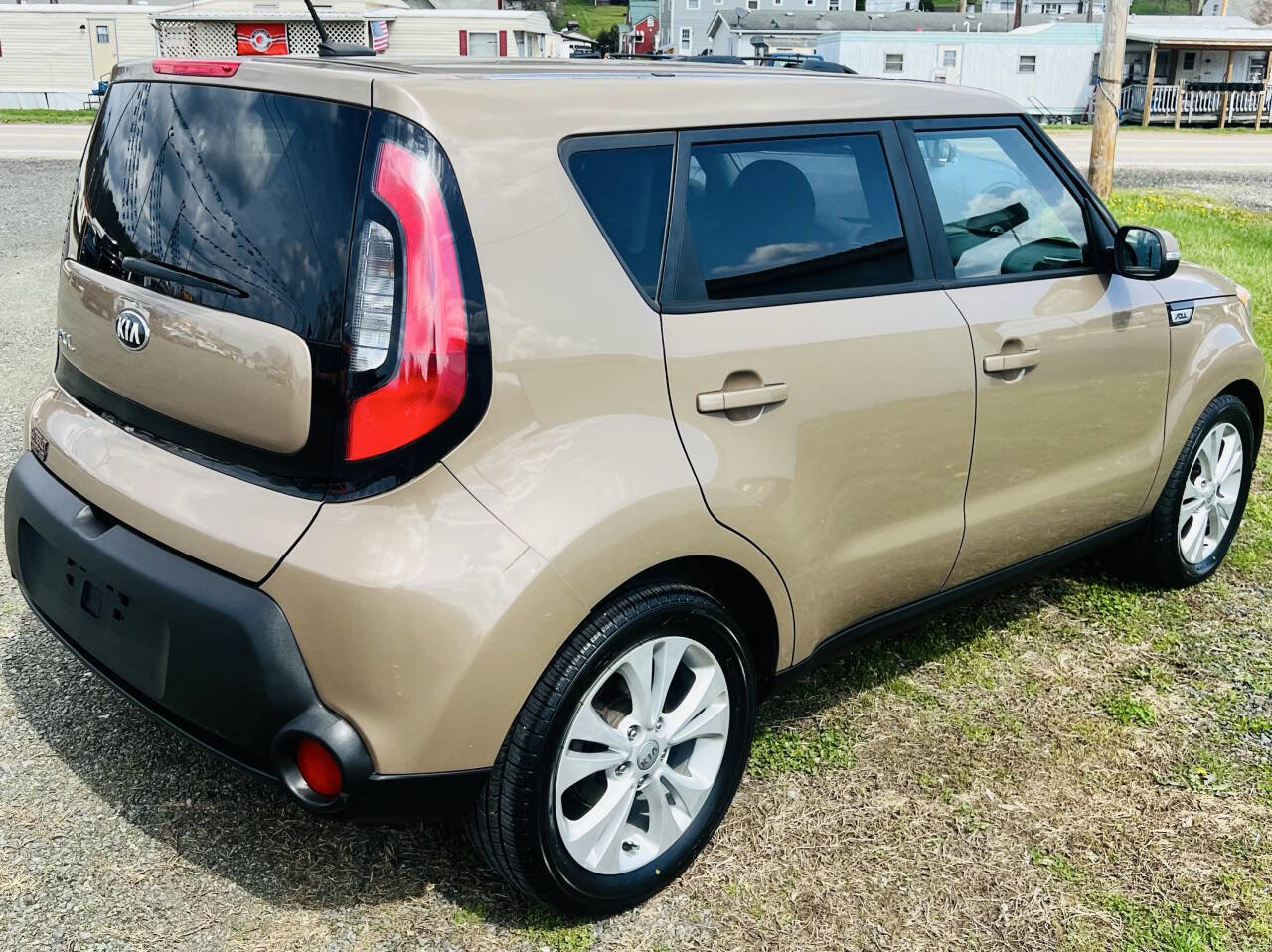 Used 2014 Kia Soul + FWD image 7