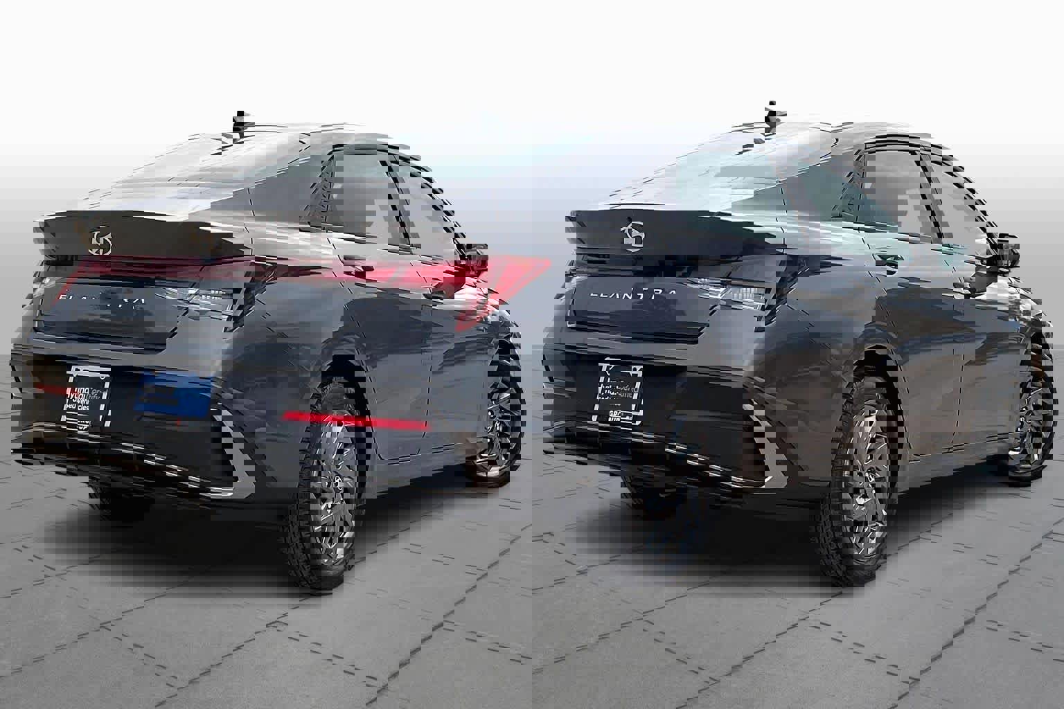 Certified 2024 Hyundai Elantra SEL image 11