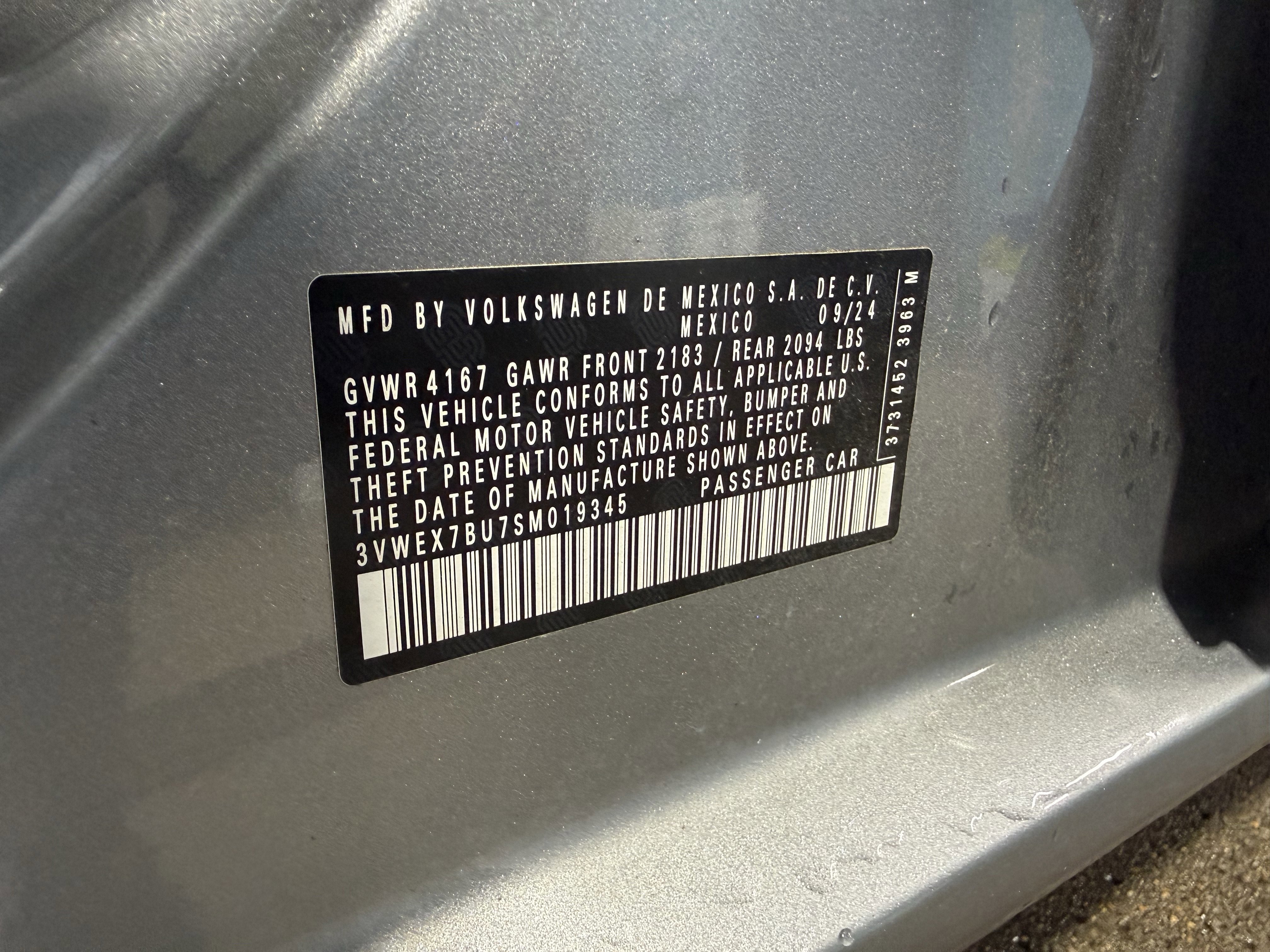 Used 2025 Volkswagen Jetta SE image 38