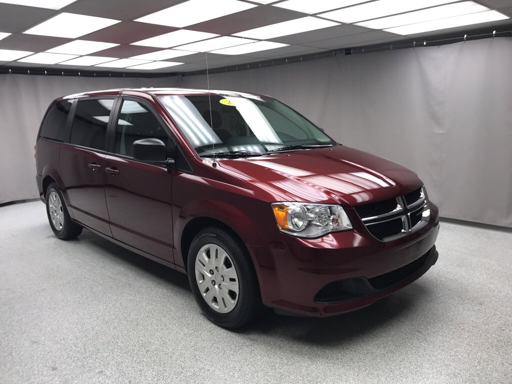 Used 2018 Dodge Grand Caravan SE image 5