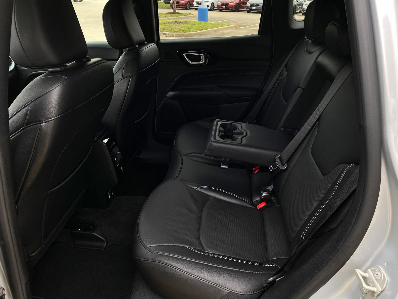 Used 2024 Jeep Compass Limited w/ High Altitude Package image 31